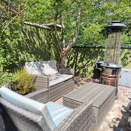Bed and Breakfast Alderwood House Каслмейн Экстерьер фото